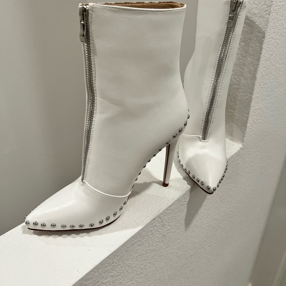 Elegant White Stiletto Ankle Boots